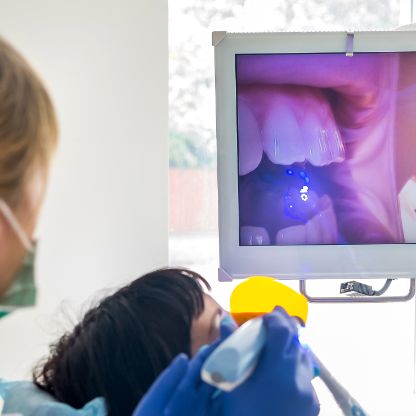 Intraoral camera